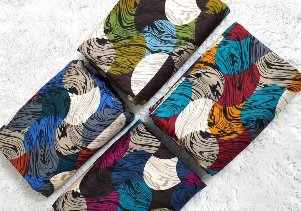 Jenis Pakaian yang Bisa Dibuat dengan Kain Rayon, Kain Serat Alami yang Multifungsi